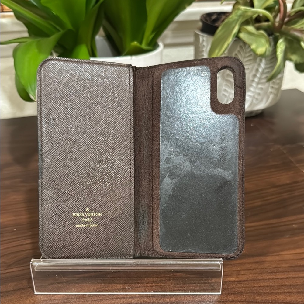 Louis Vuitton Brown Monogram Phone Case - Picture 5 of 9